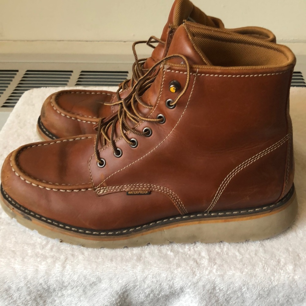 Carhartt leather waterproof boots sz13